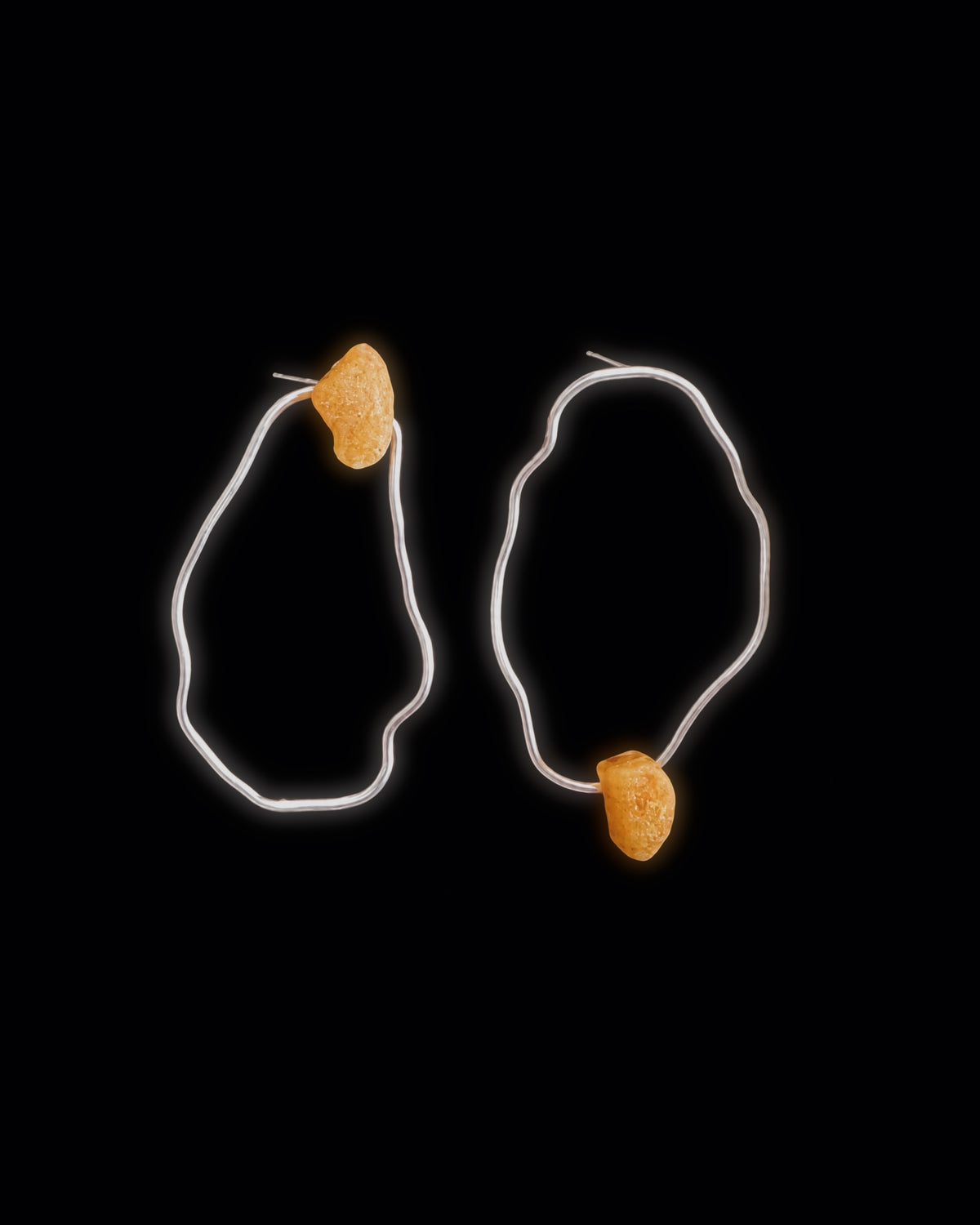 AMBER EXPERIMENT 004