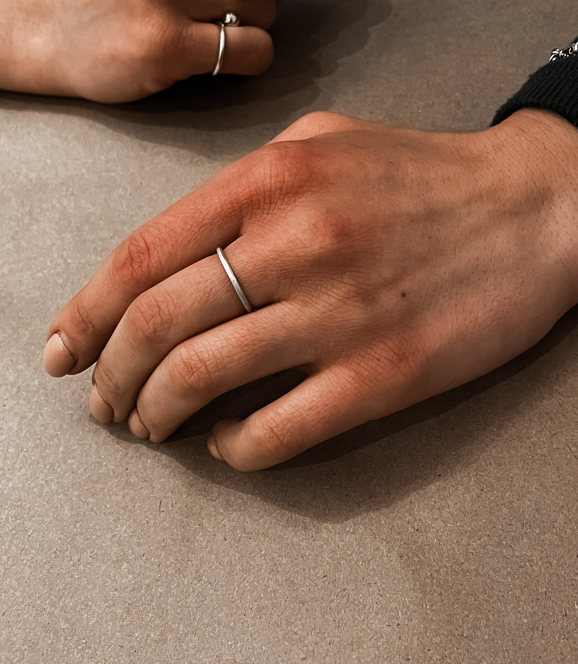 SILVER RING / FROM METAL