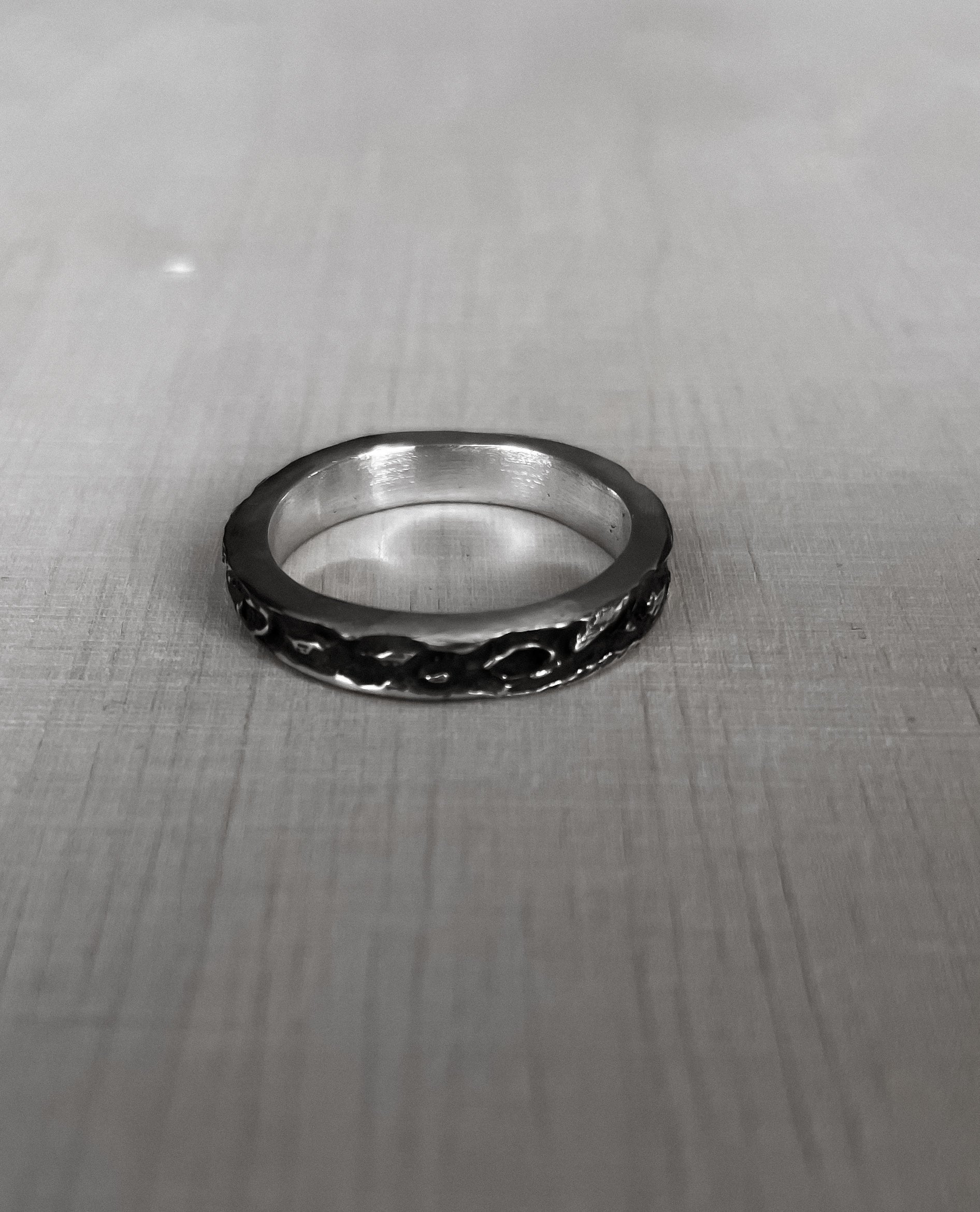 SILVER RING / FROM WAX